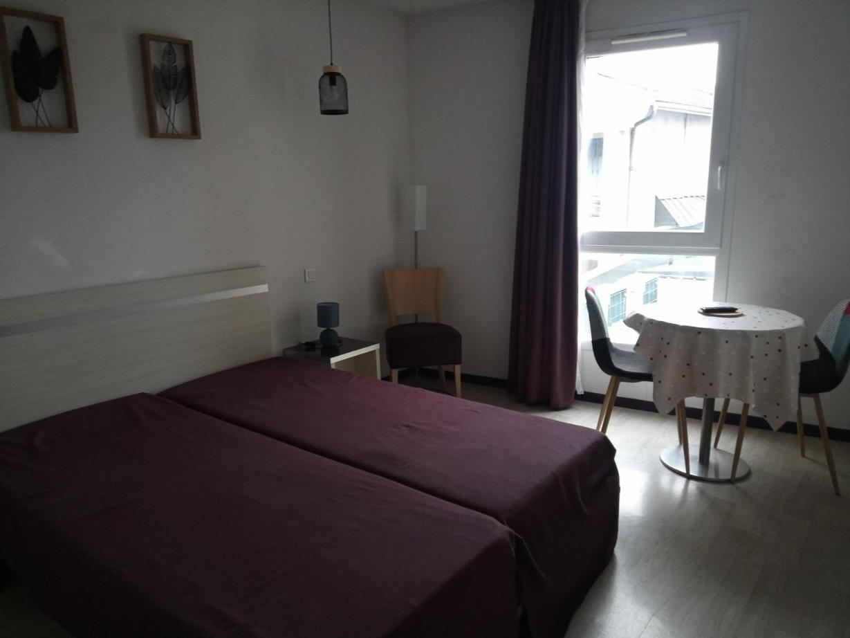 Agreable Studio Familial A Lourdes, Proche Gare Zewnętrze zdjęcie